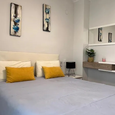 Bonito Piso En Primera Linea De Playa Con Ascensor Apartamento Daimus
