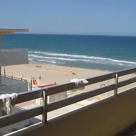 Bonito Piso En Primera Linea De Playa Con Ascensor Daimus