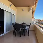 Bonito Piso En Primera Linea De Playa Con Ascensor Apartmán *